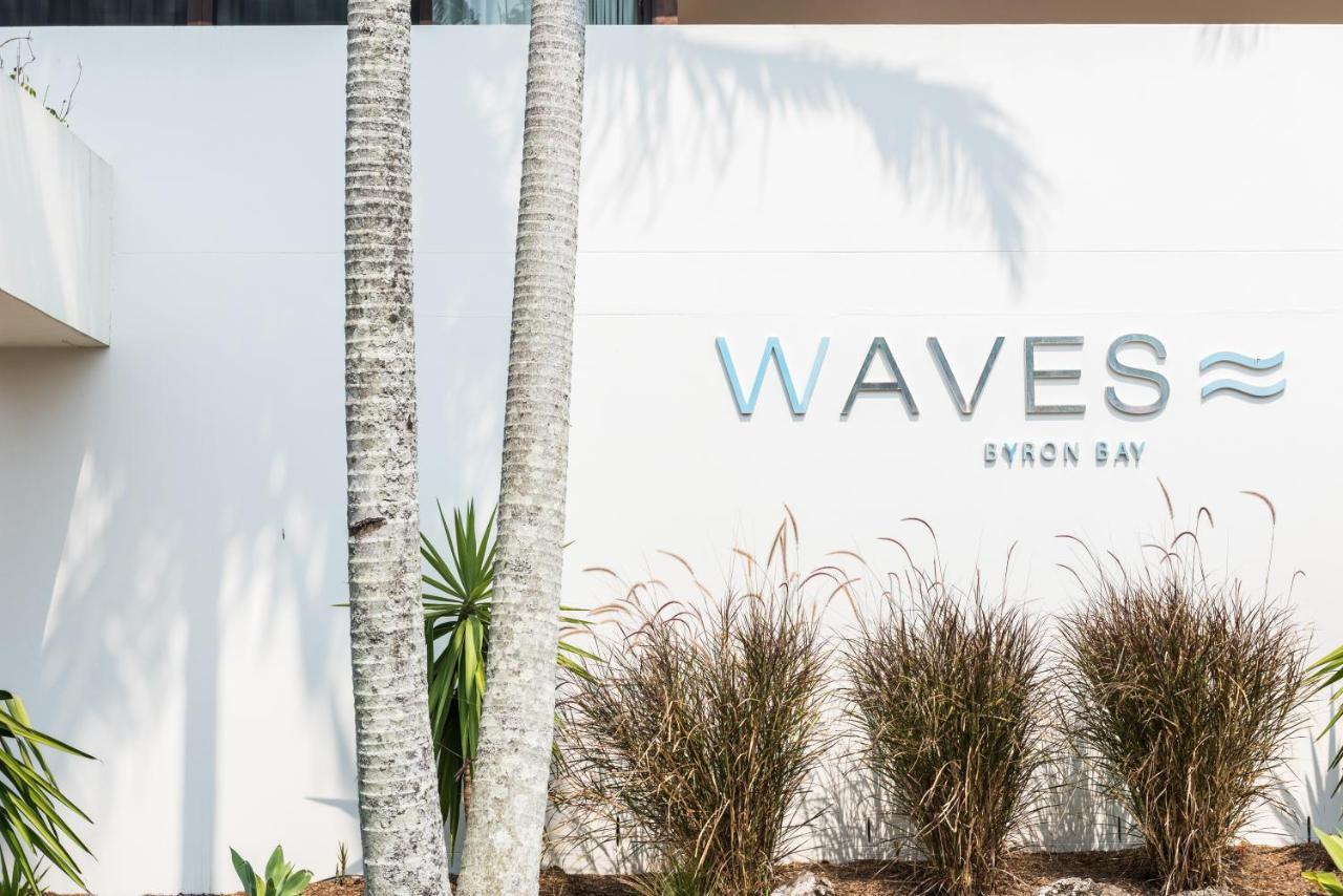 Waves Byron Bay Hotel Bagian luar foto