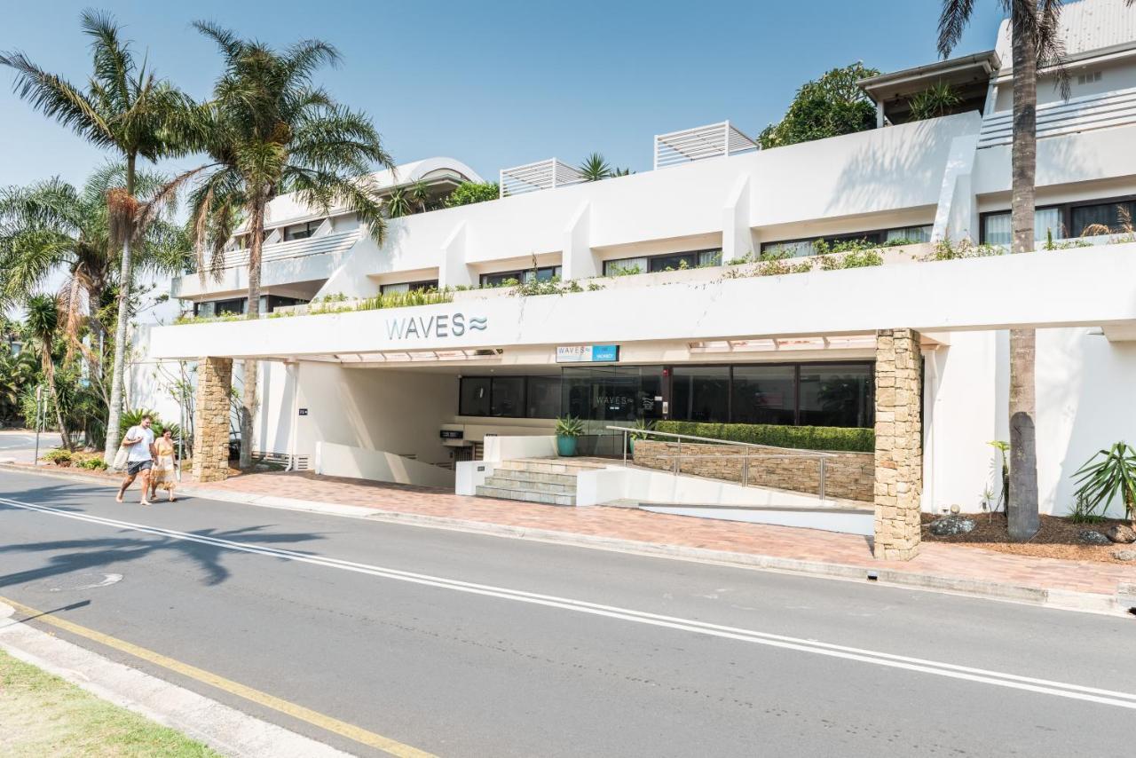Waves Byron Bay Hotel Bagian luar foto