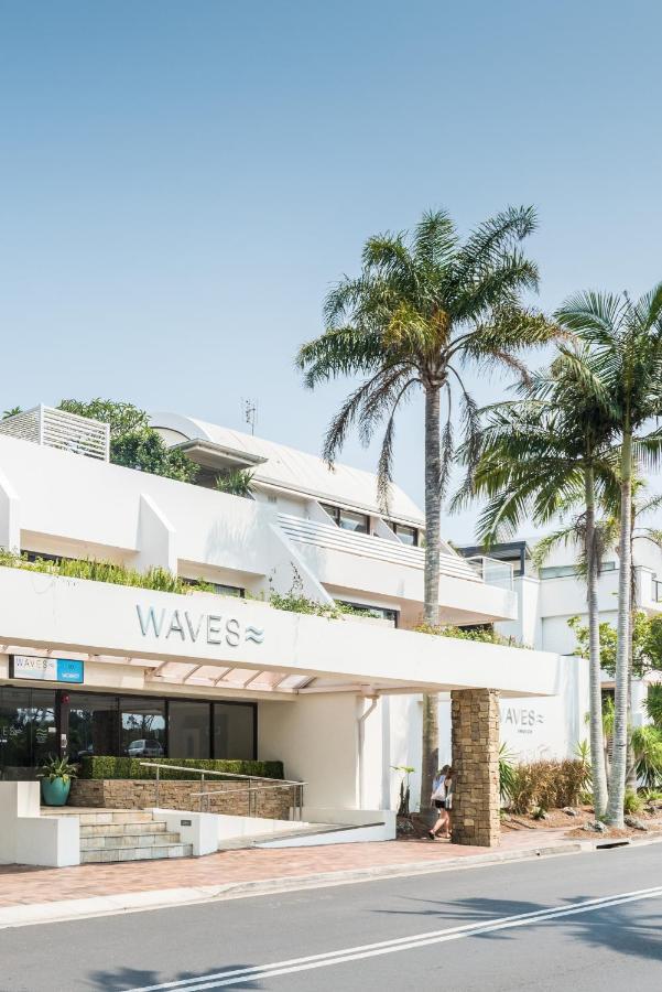 Waves Byron Bay Hotel Bagian luar foto